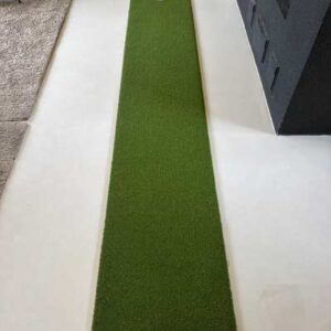 Puttimatto reiällä 0,5 × 3 m, vanha malli, virheetön Outlet-tuote